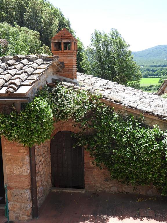 Relais Borgo Di Toiano Vendégház Sovicille Kültér fotó
